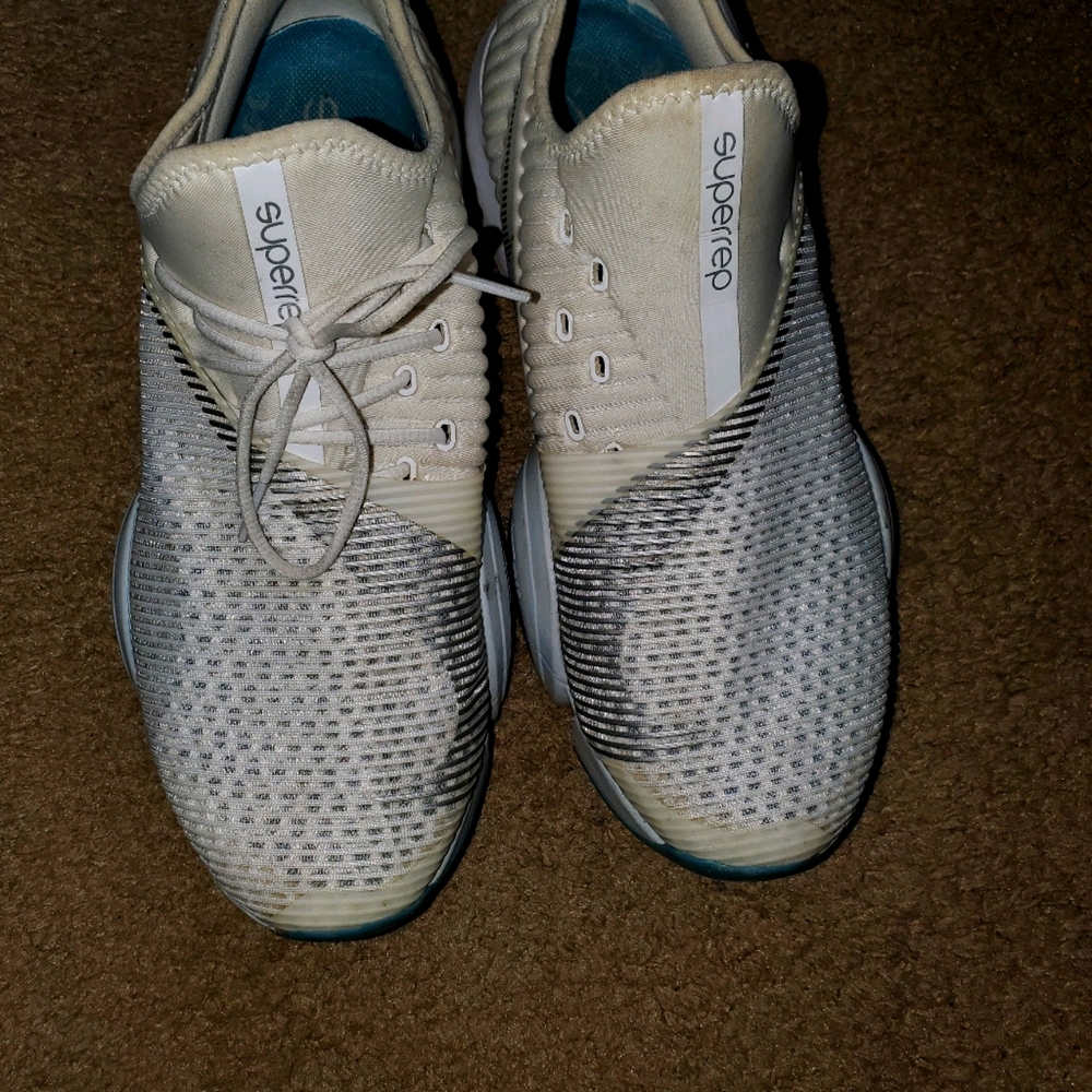 Women's sneakers